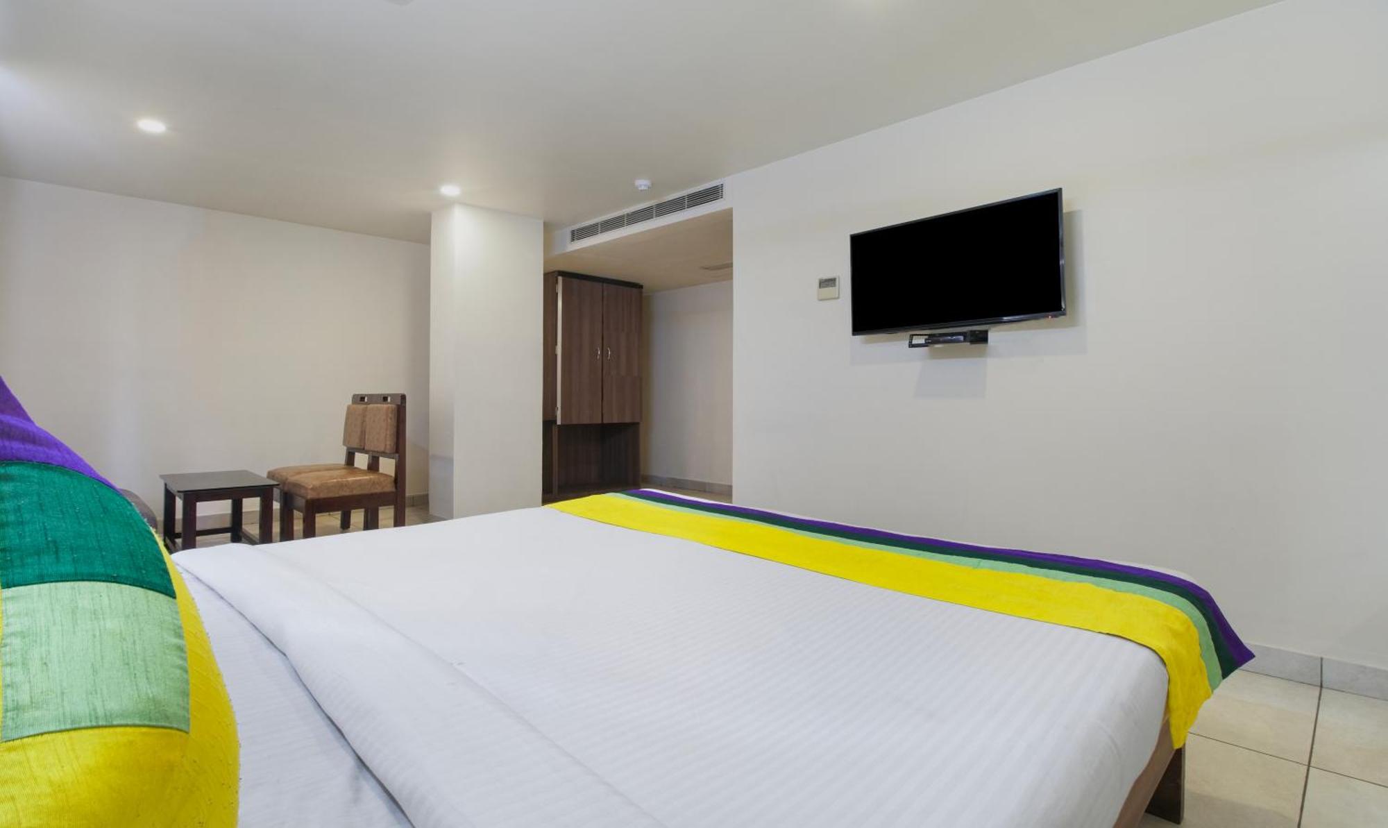 Itsy Hotels N Square Vidzsajavádá Kültér fotó