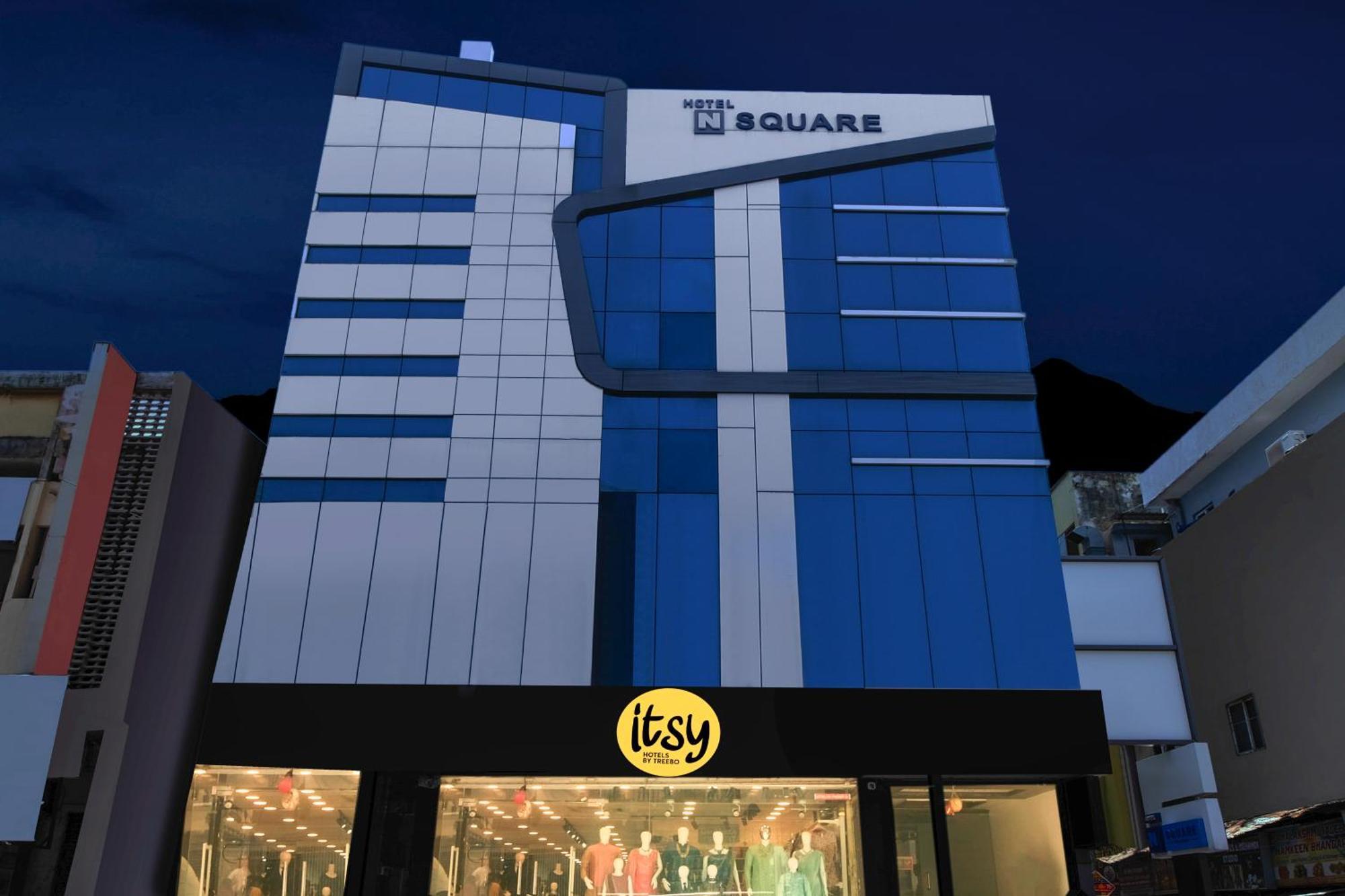 Itsy Hotels N Square Vidzsajavádá Kültér fotó
